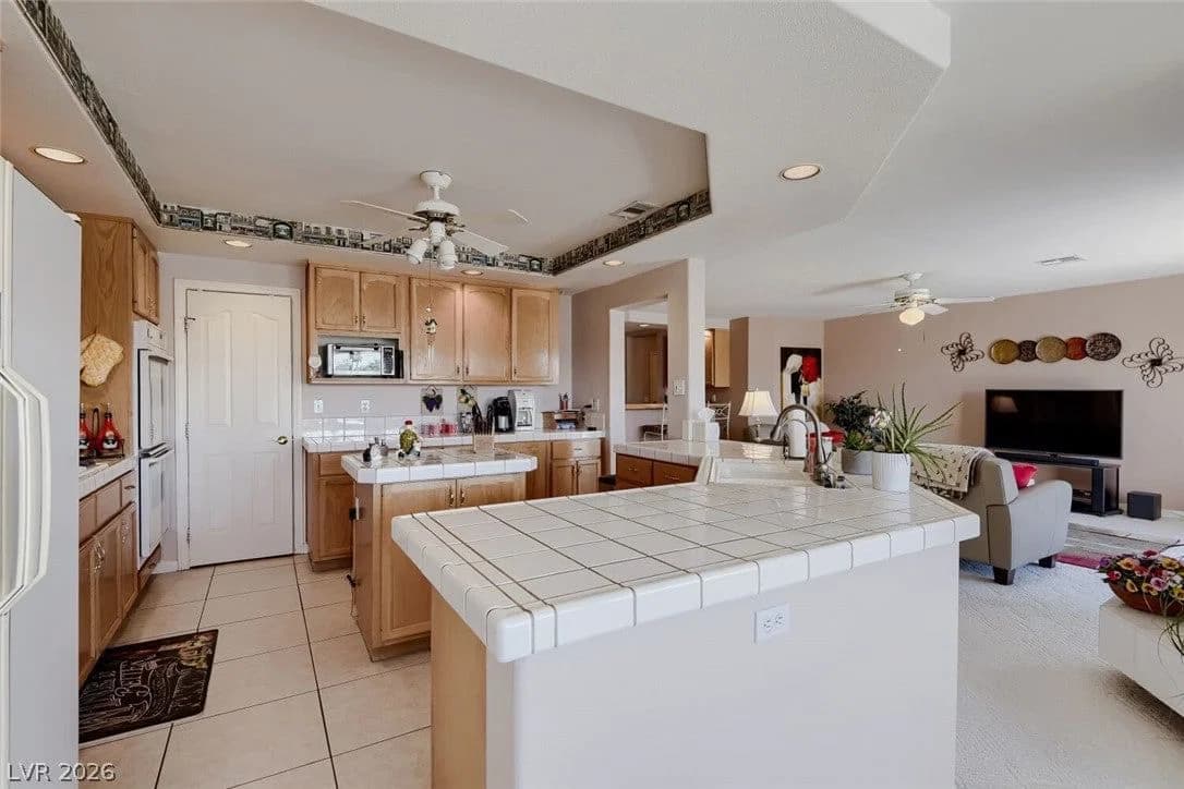2721 Mallard Landing Avenue photo 5