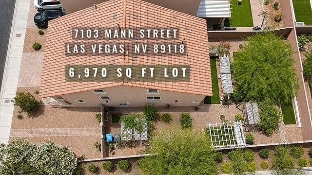 7103 Mann Street photo 3