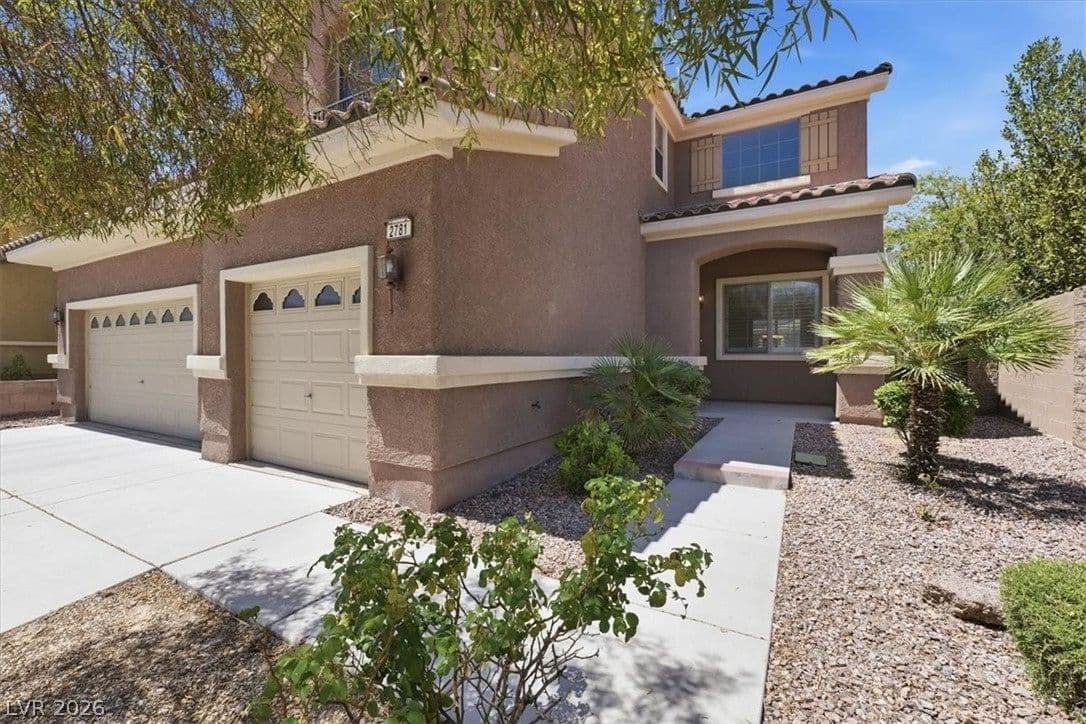 2781 Auchmull Street photo 5