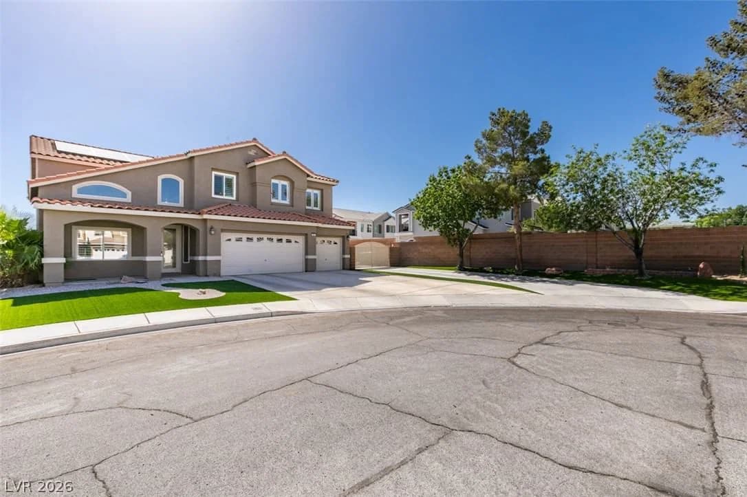 512 Beaconwood Street photo 3