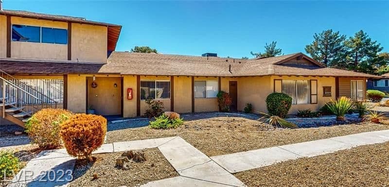 2894 Karen Avenue photo 5