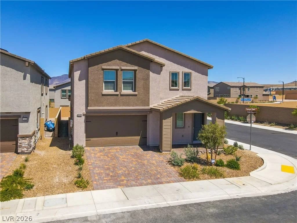 2632 Tranquil Dawn Street