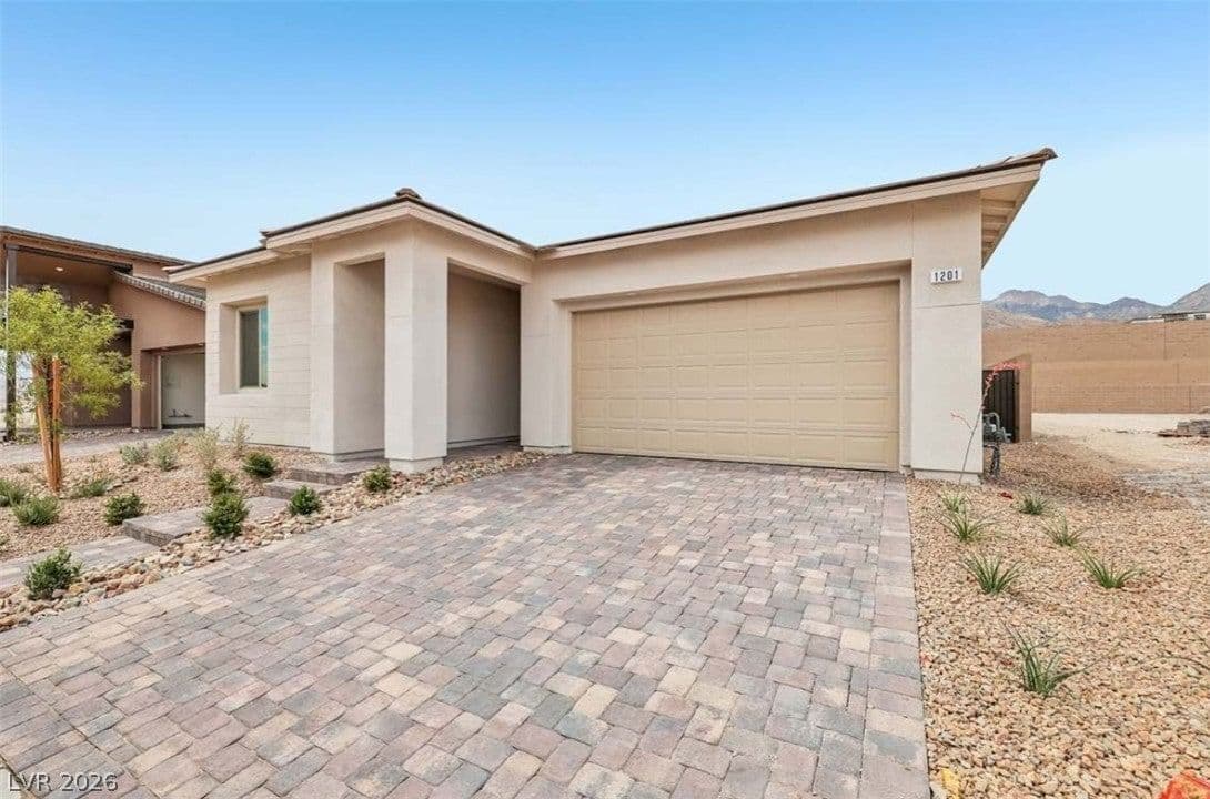 1201 Cloudbreak Cove Drive photo 2