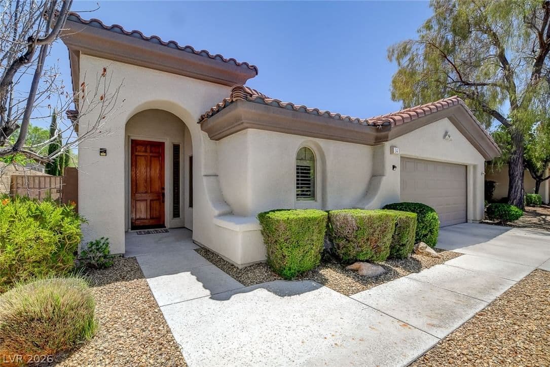 14 Emerald Dunes Circle photo 4