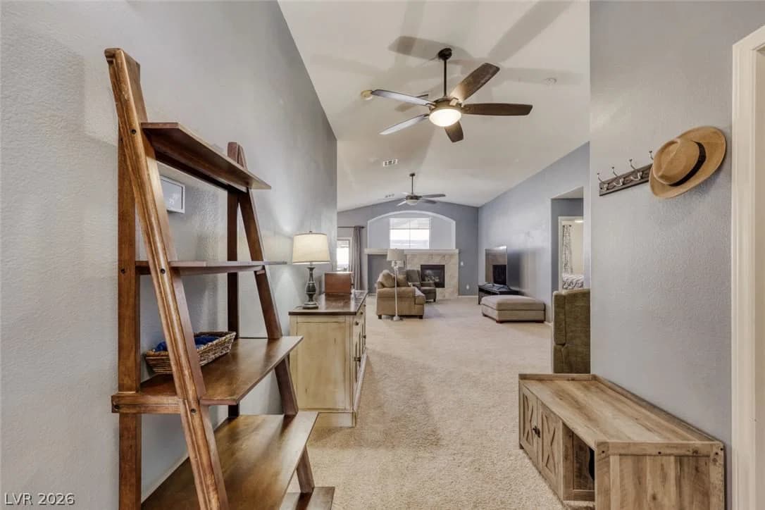 5817 Hawkeye Bell Street photo 5