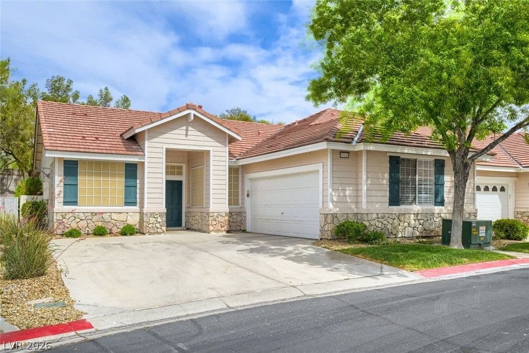 10444 Pacific Sageview Lane photo 2