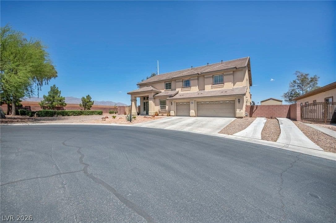 6228 Red Pine Court photo 5