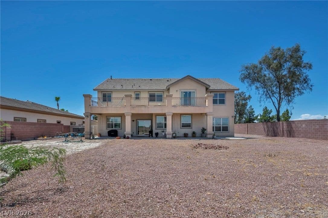 6228 Red Pine Court photo 4
