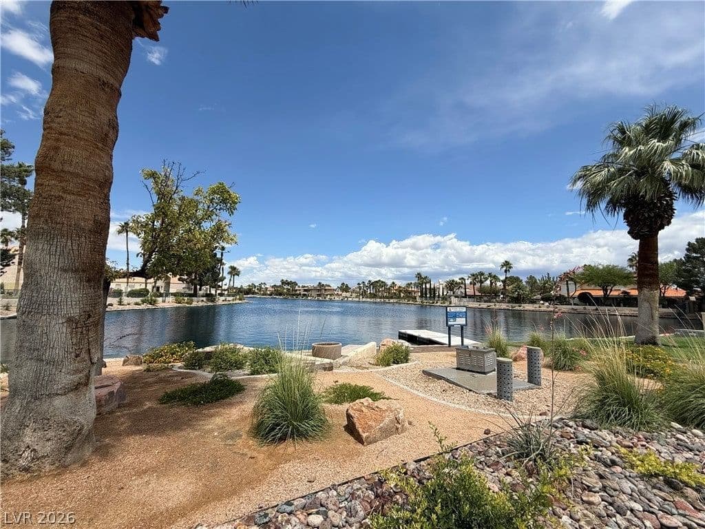 8112 Sapphire Bay Circle photo 4
