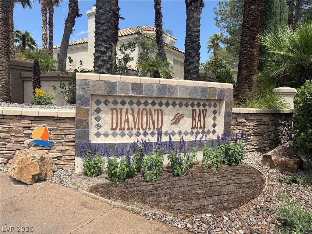 8112 Sapphire Bay Circle photo 3
