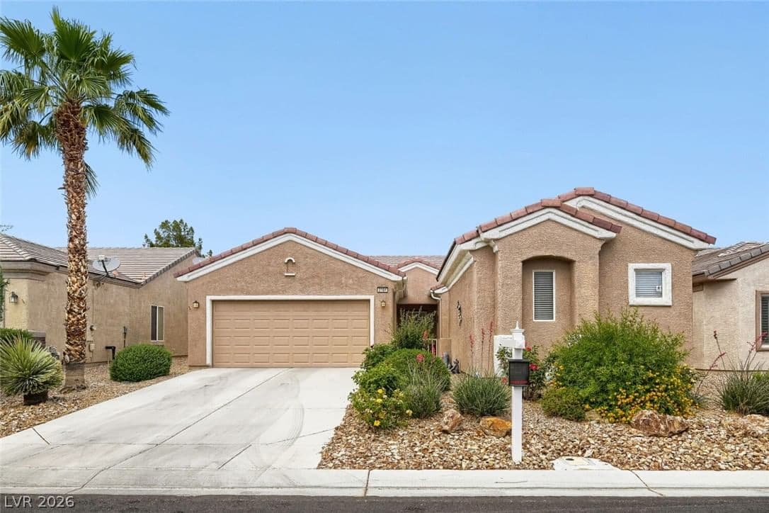 2304 Carrier Dove Way