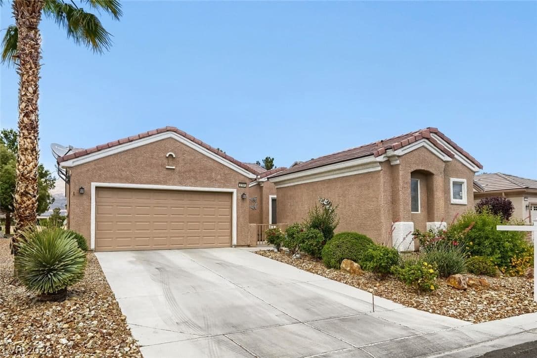 2304 Carrier Dove Way photo 2