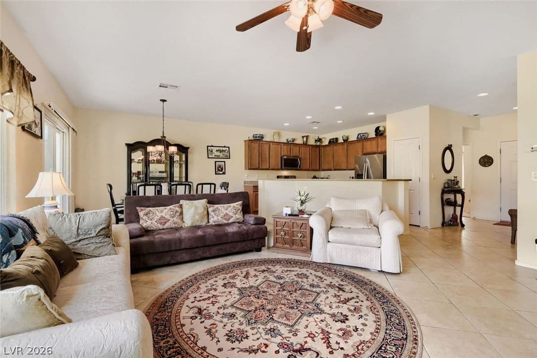 2304 Carrier Dove Way photo 4