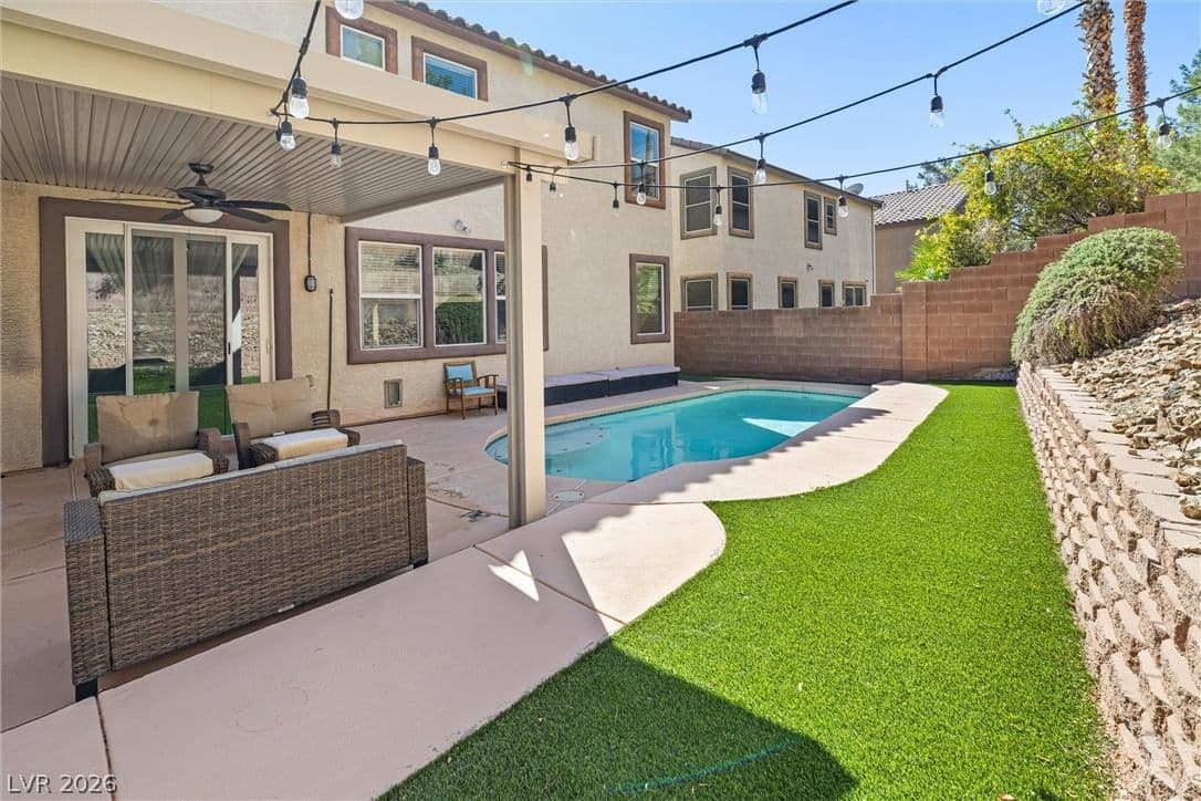 549 Playa Linda Place photo 2