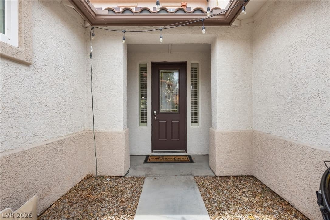 1569 Ravanusa Drive photo 4