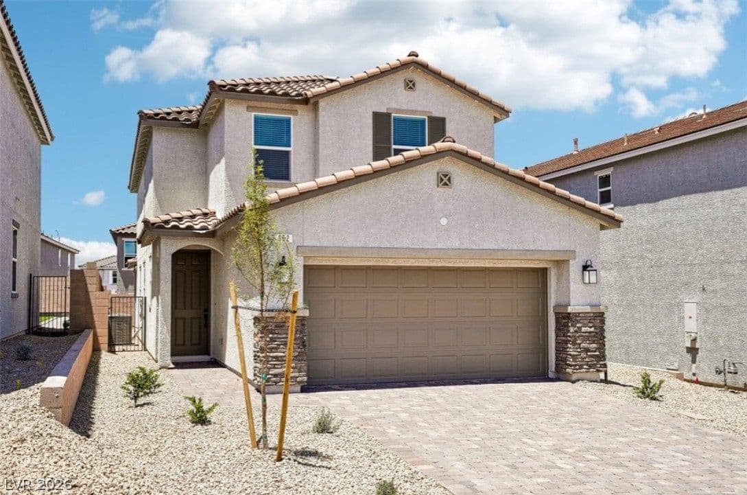 652 Tranquil Bay Court photo 3