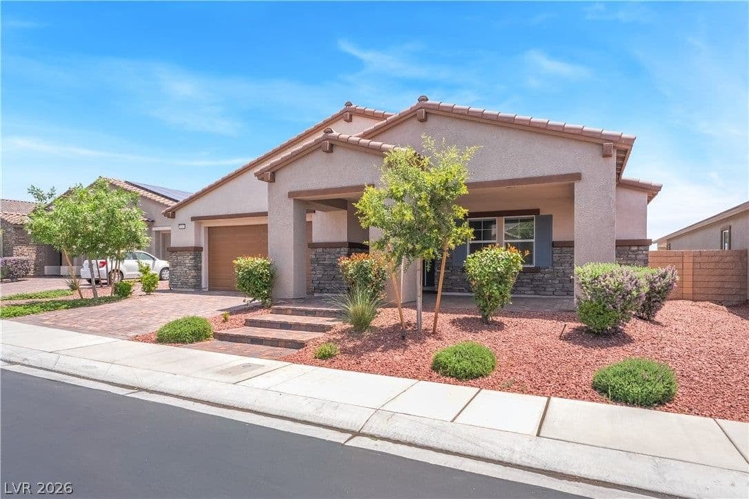 3513 Lamberto Cliff Way photo 4