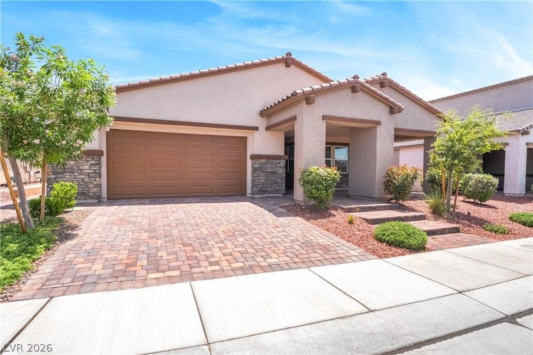 3513 Lamberto Cliff Way photo 3