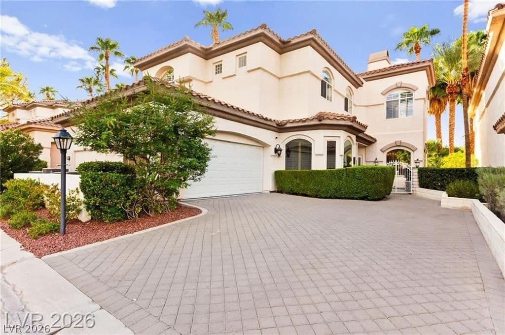 409 Indigo Springs Street photo 5