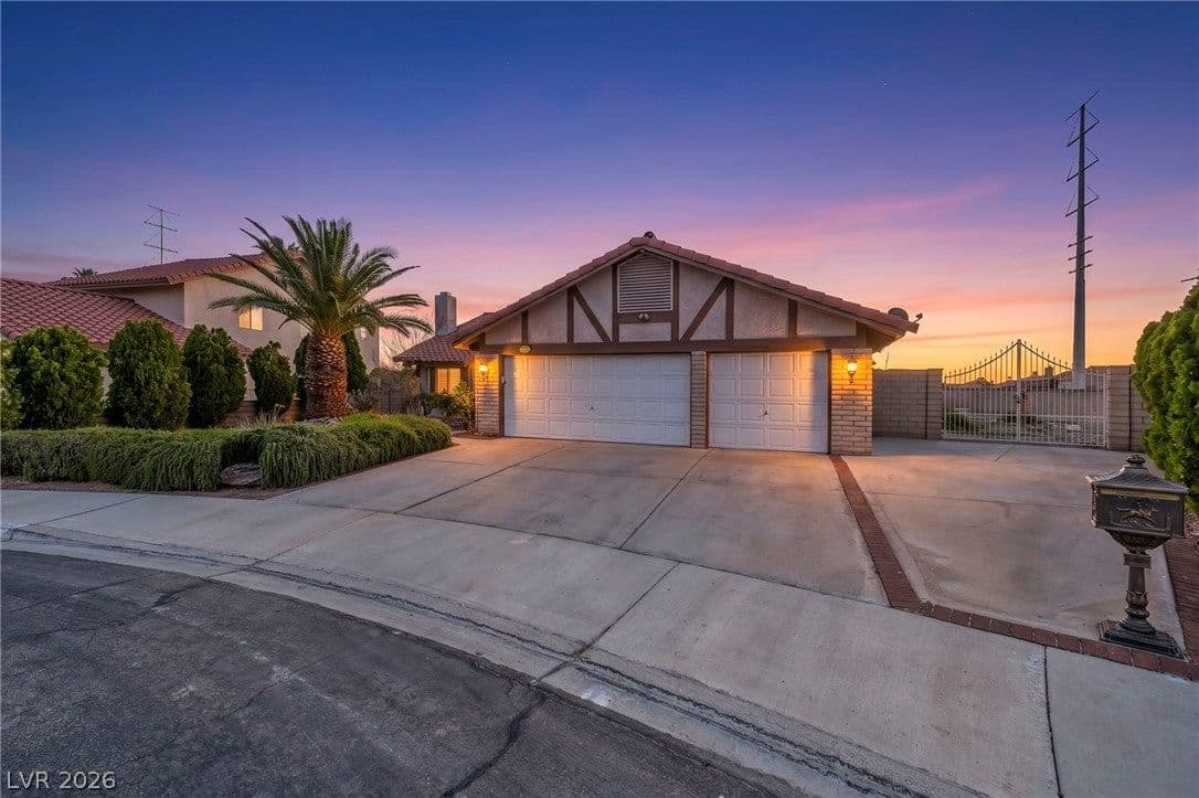 1605 Brocado Lane