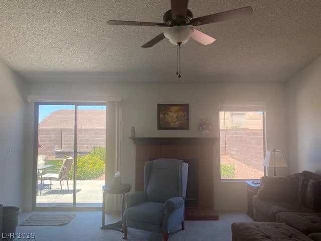 1834 Alicant Way photo 5