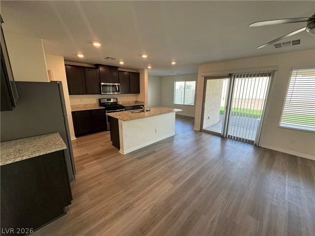 4929 Finca Street photo 2