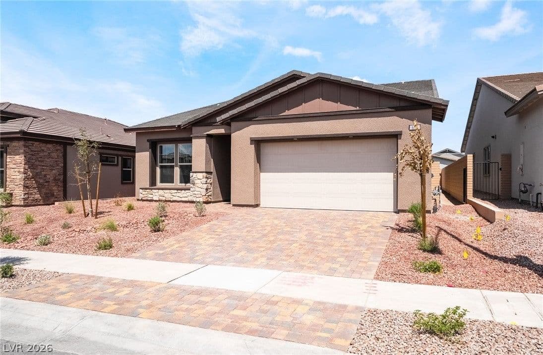 652 Ambridge Drive photo 4