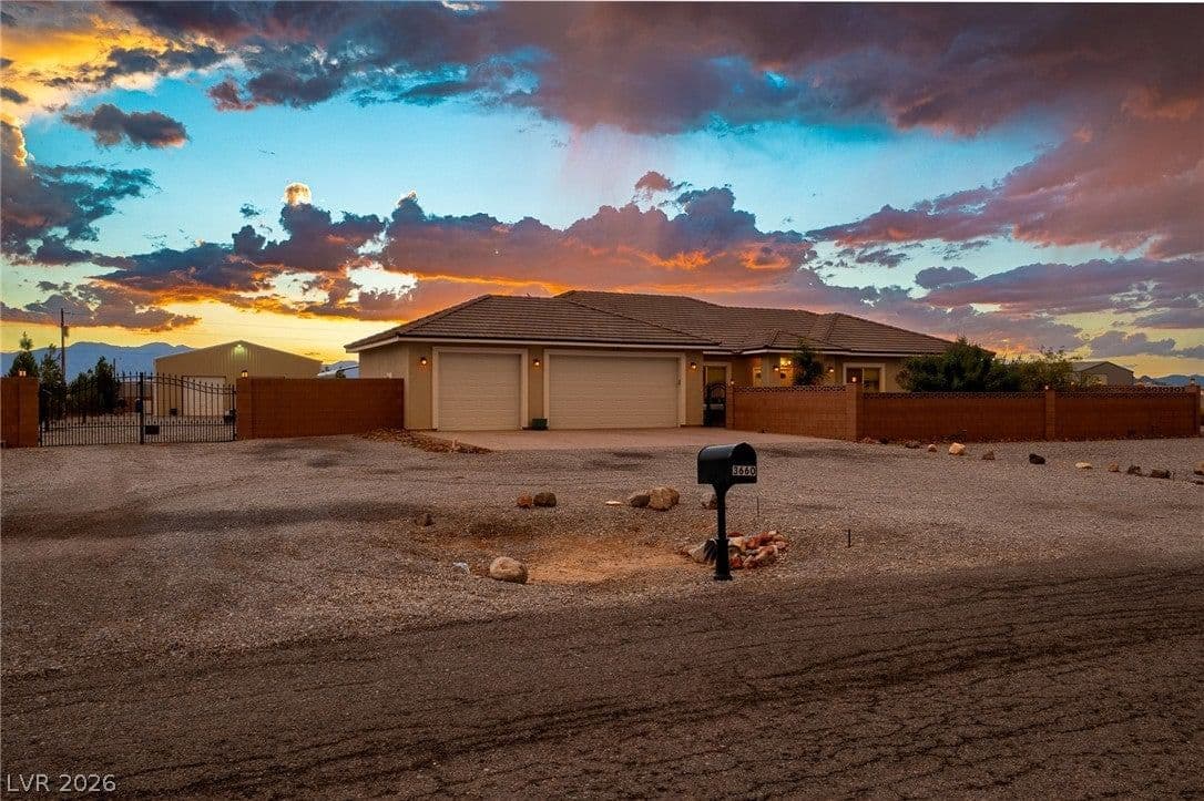 3660 Rebel Avenue photo 2