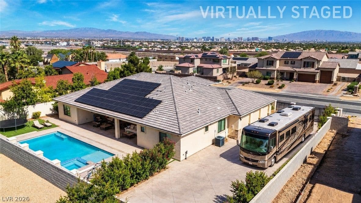 3041 Serene Avenue photo 3