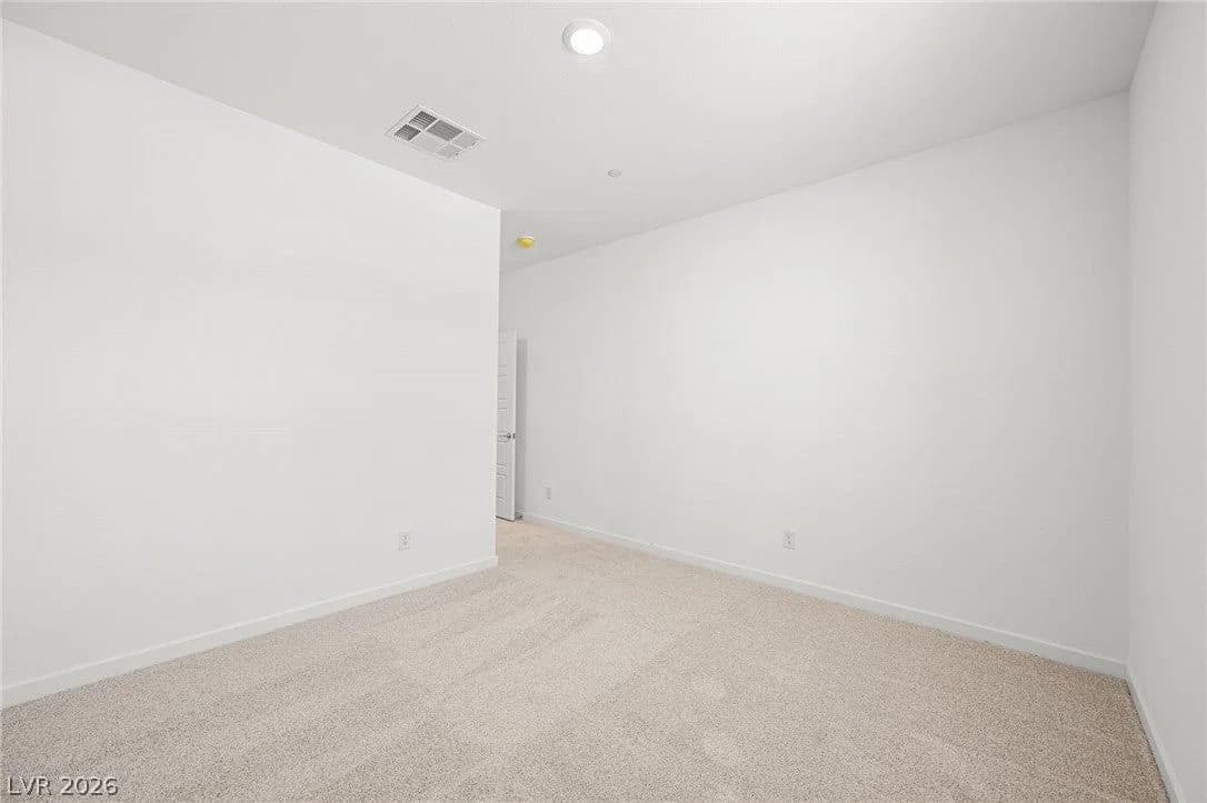 1506 Capri Cascades Court photo 5