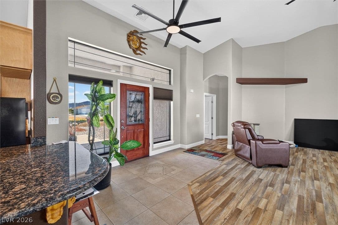 200 Ember Street photo 5