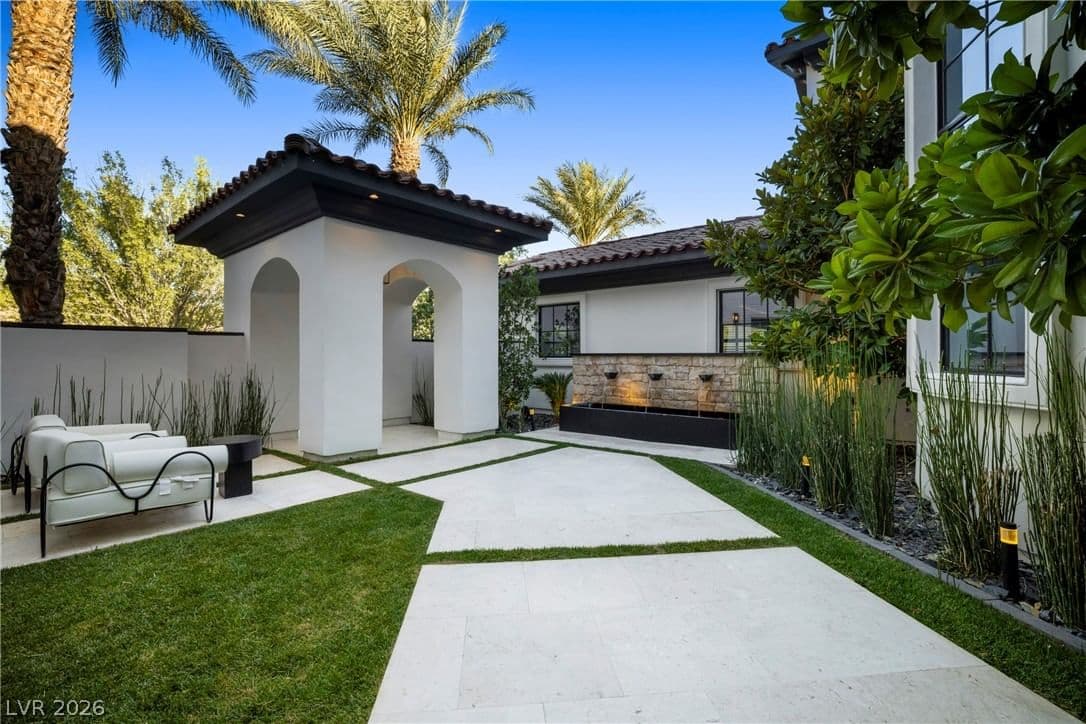 7 Vintage Valley Drive photo 5