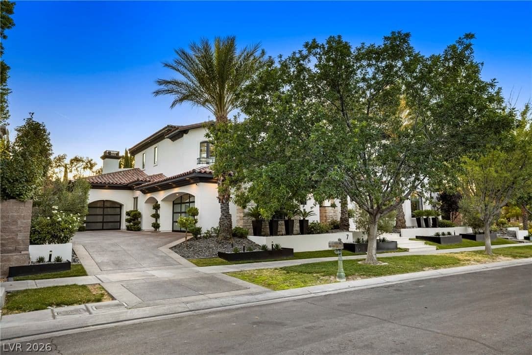 7 Vintage Valley Drive photo 3