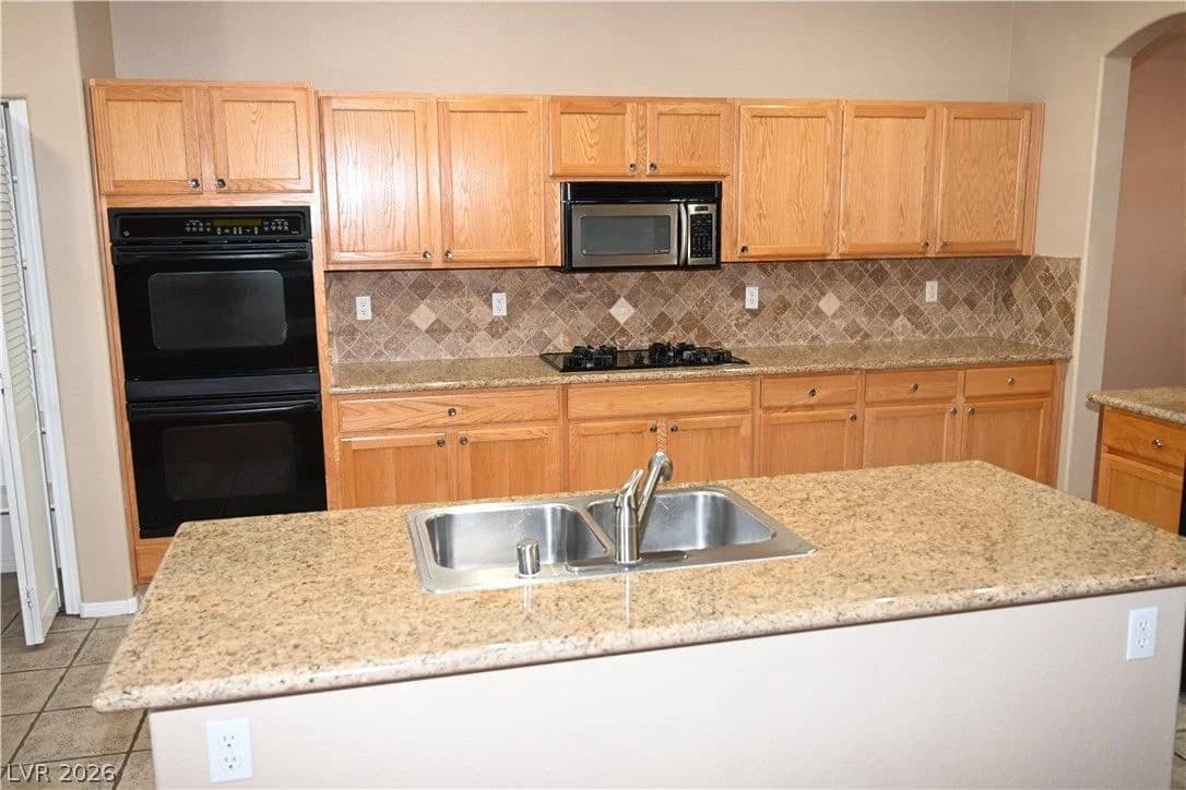 2936 FALLING SPRINGS Circle photo 2