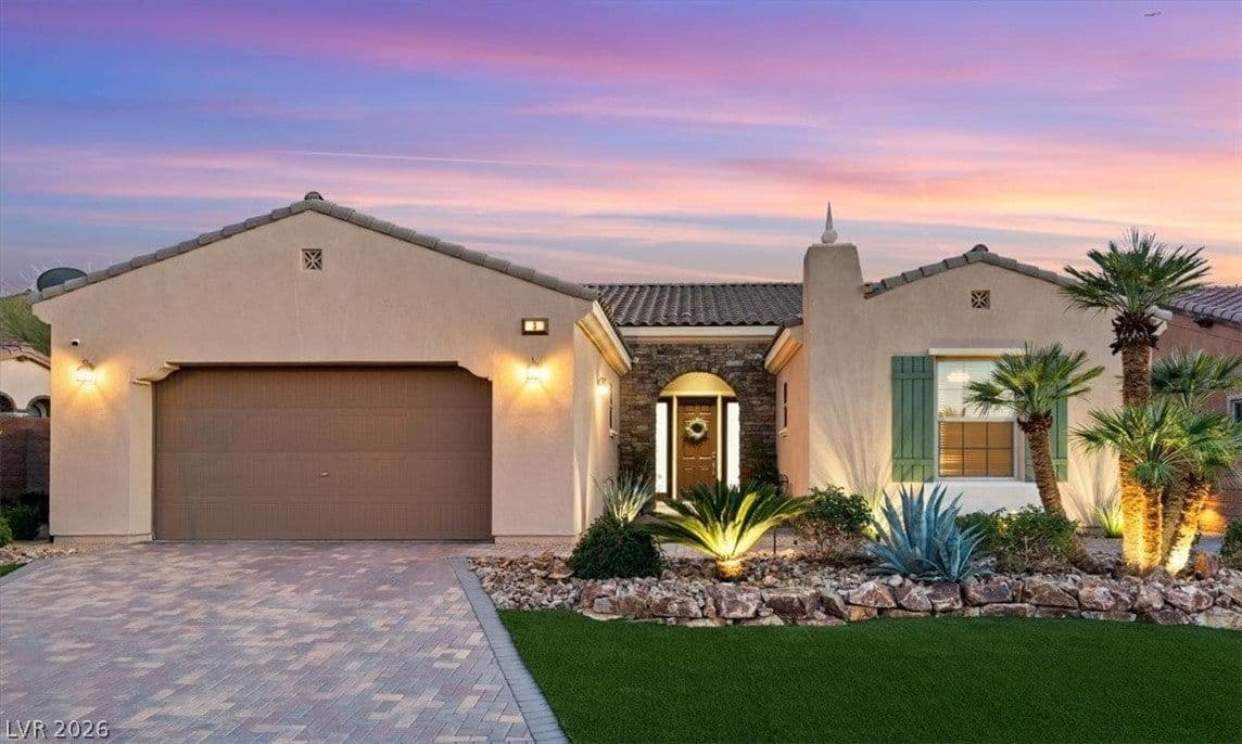 3 Viola Carino Court