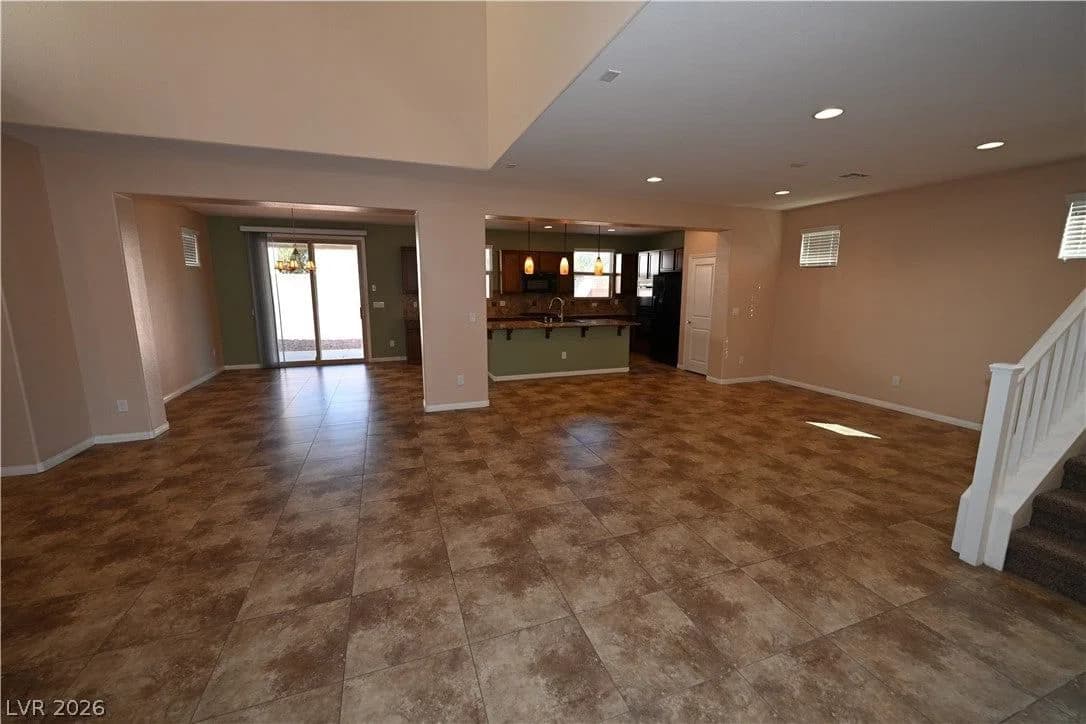 6190 PISAN Lane photo 5