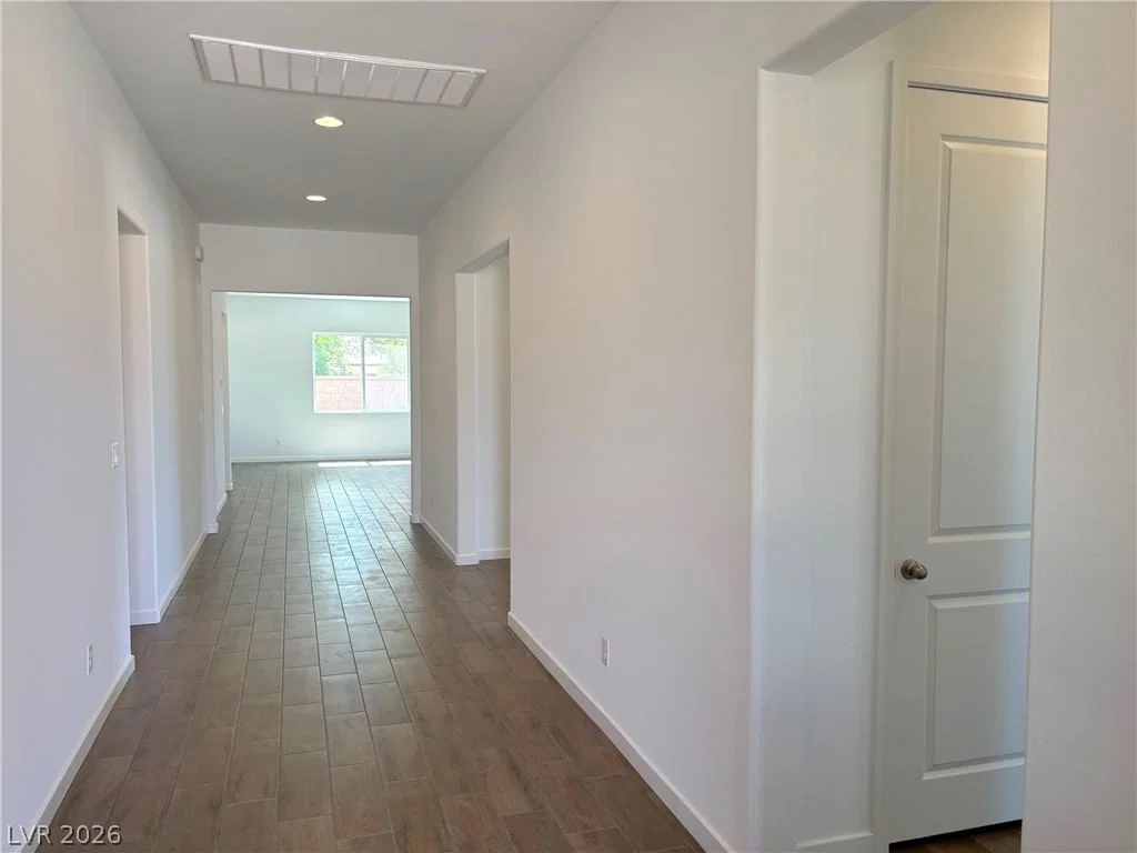 5686 Victoria Falls Drive photo 3