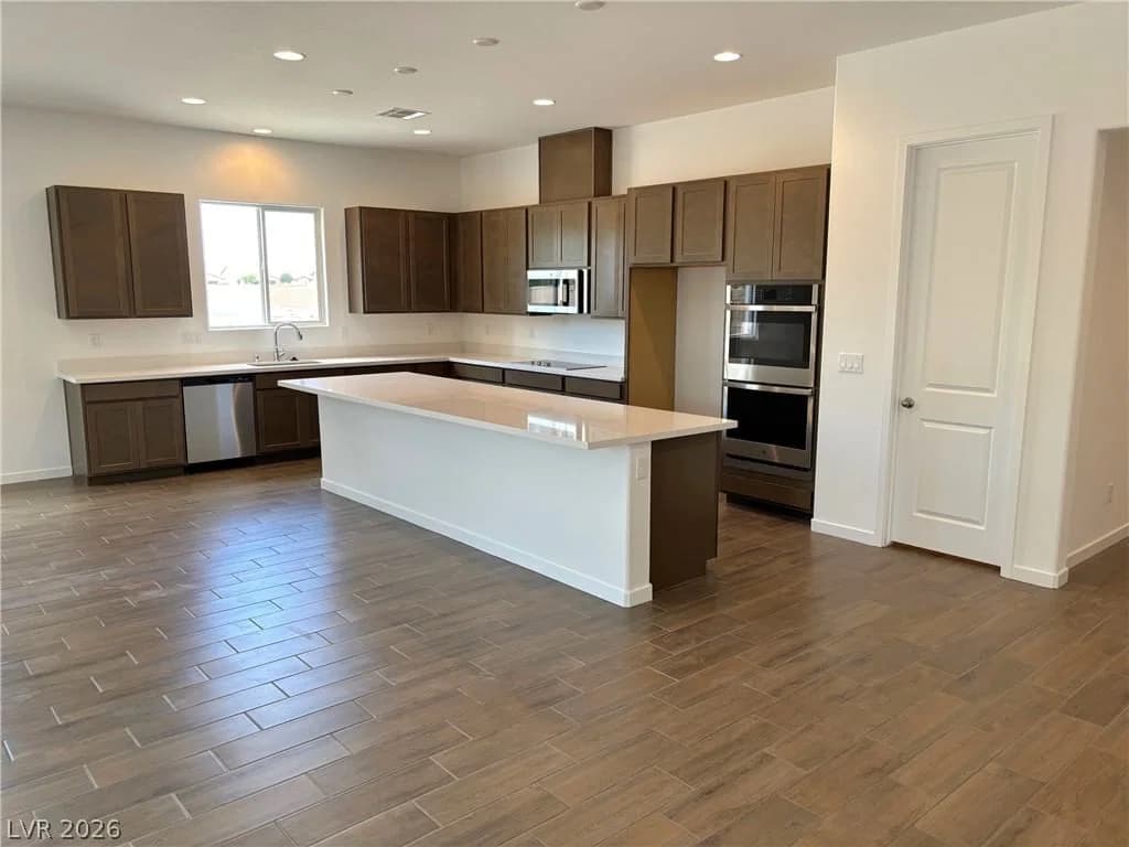 5686 Victoria Falls Drive photo 5