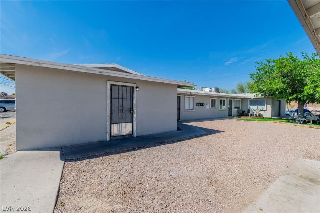 2508 Mesquite Avenue photo 4