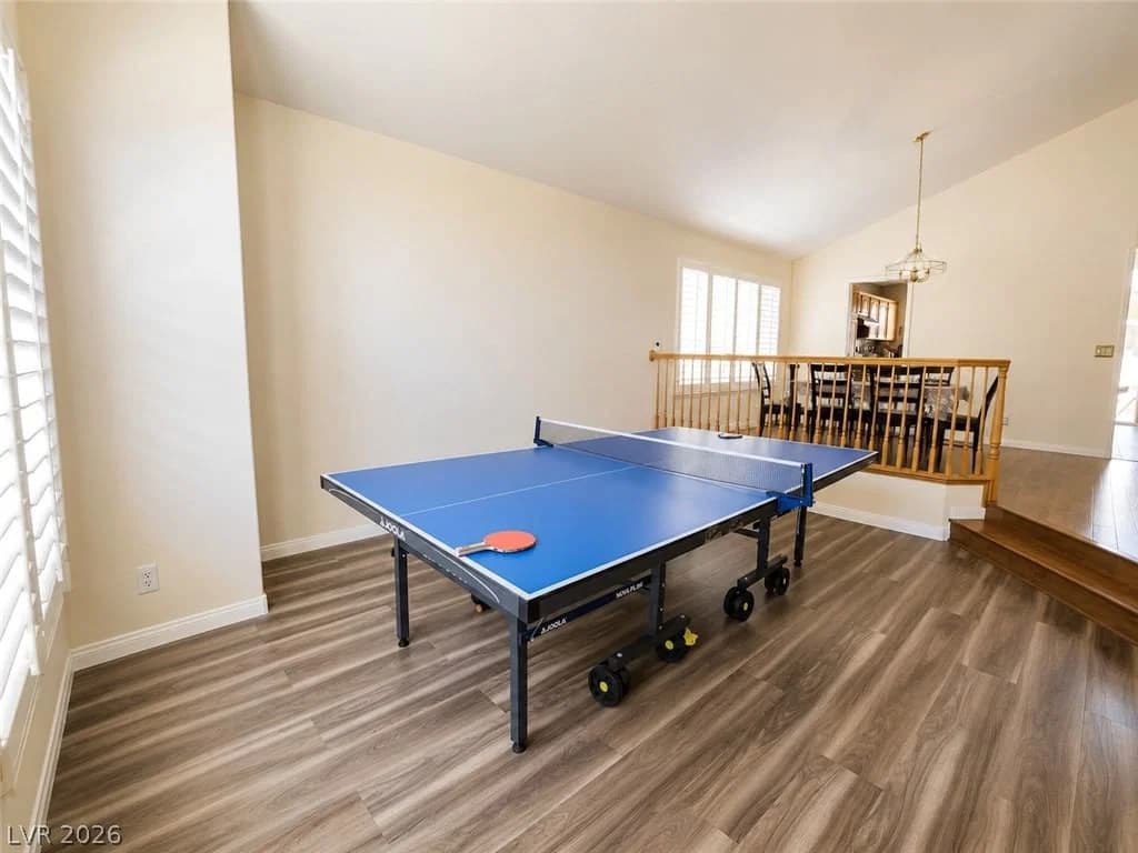 940 Cedarcliff Avenue photo 4