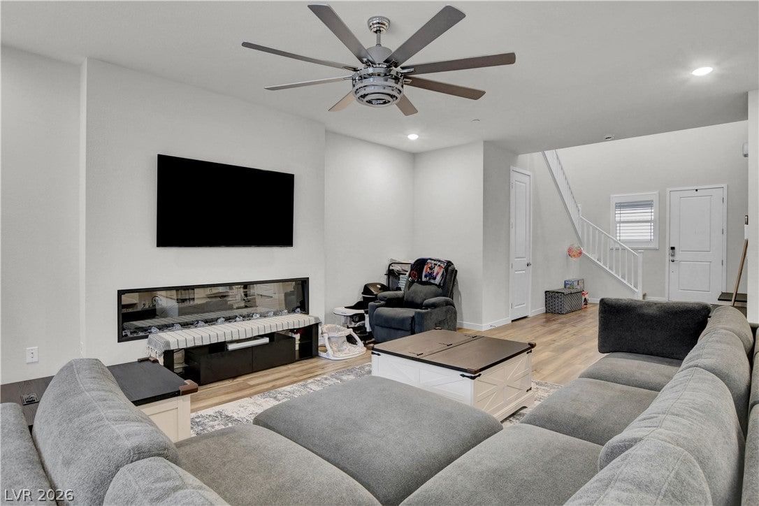 8401 Waterwood Street photo 3