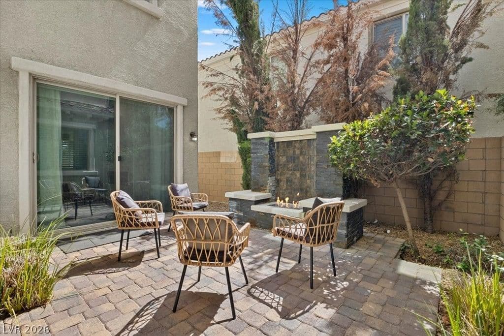 9718 Wildflower Vista Avenue photo 5