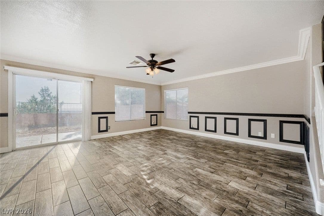 1620 Blooming Rose Street photo 5