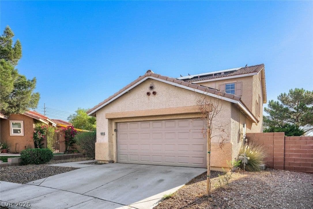 1620 Blooming Rose Street photo 3
