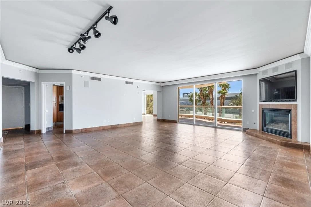 2857 Paradise Road