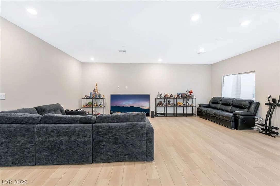 10201 Beckenham Hills Street photo 5