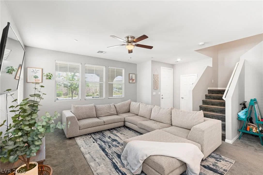 3221 Pergusa Drive photo 4
