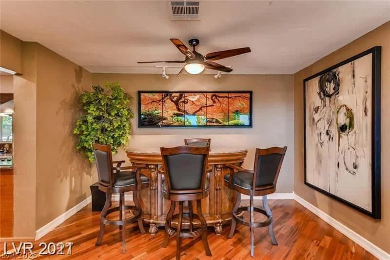 121 Mulberry Drive photo 4