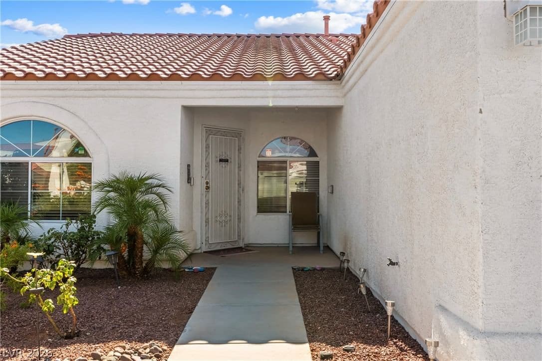 4627 Gleaming Meadows Street photo 4