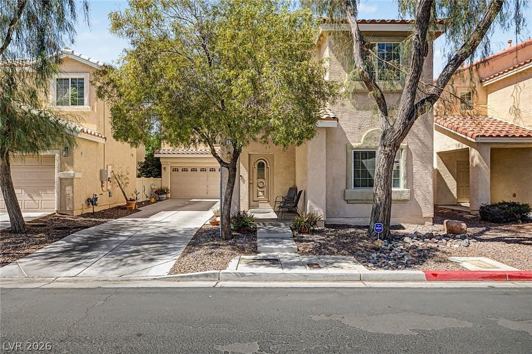 1740 Dark Wolf Avenue photo 2